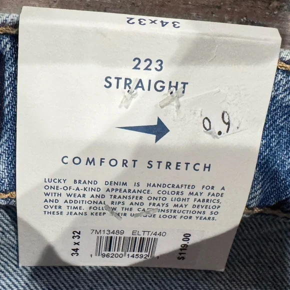 NWT Lucky 223 Straight Distressed Blue Jeans
